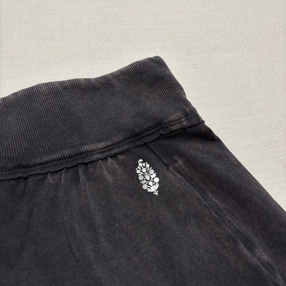FP Movement by Free People Hot Shot Harem Shorts | Size XS - Picture 8 of 15
